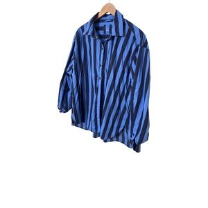 Aerie Striped button up top in shades of blue Size Large